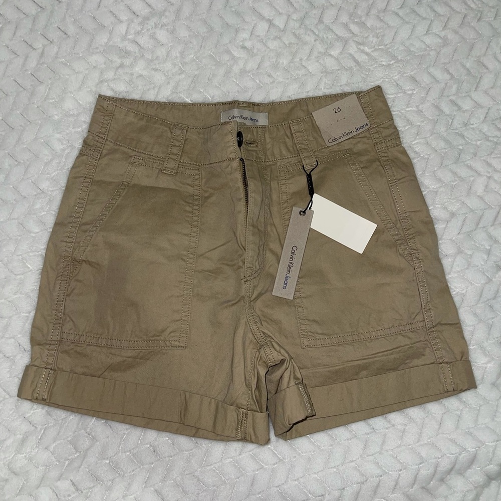 Calvin Klein short